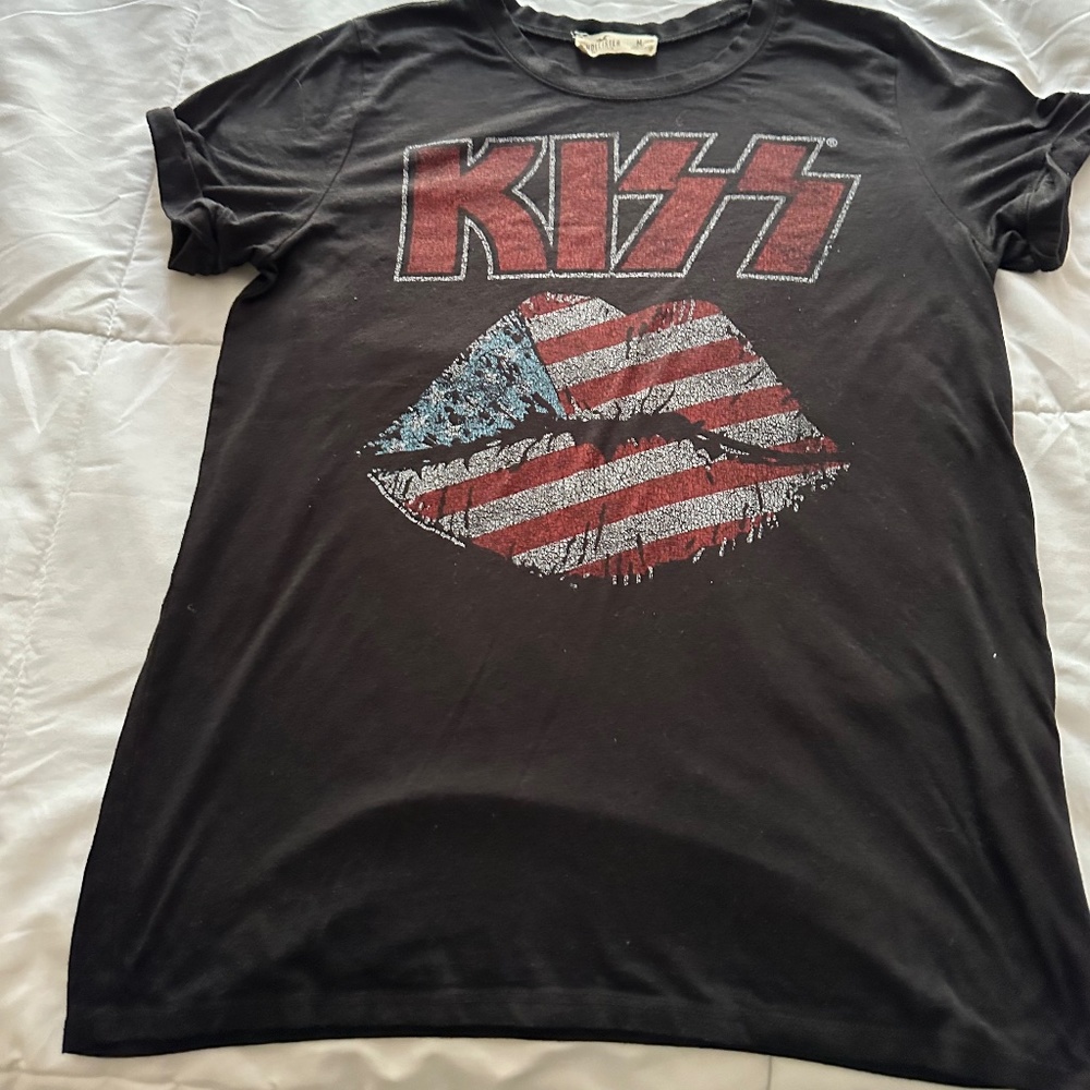 T-Shirt - Picture 2 of 2
